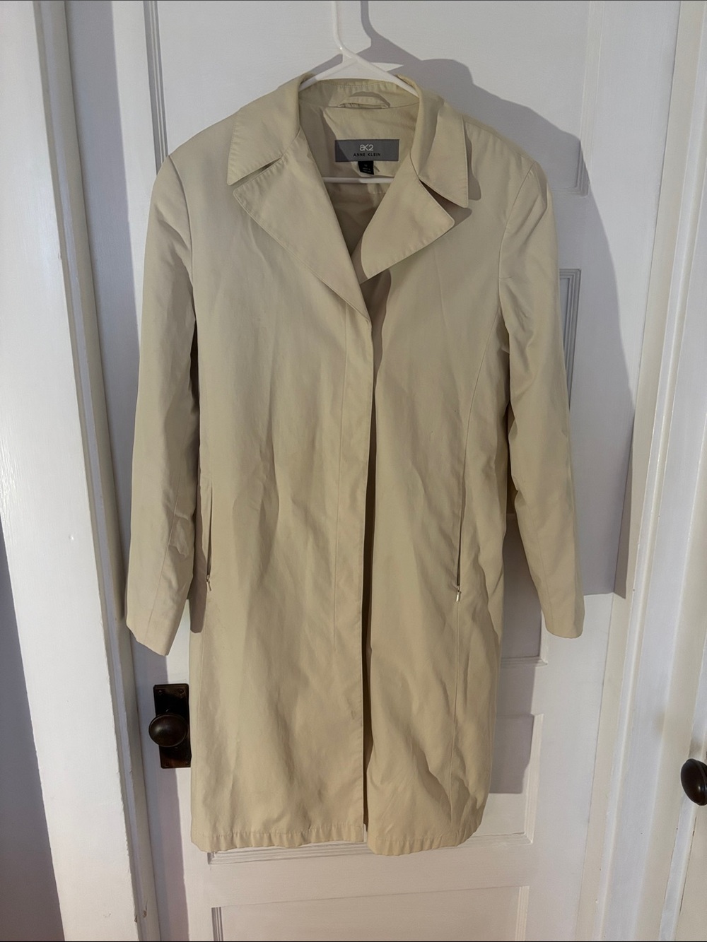 Anne Klein Light Beige Trench Coat size 10